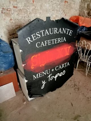 Cartel en forja de hierro