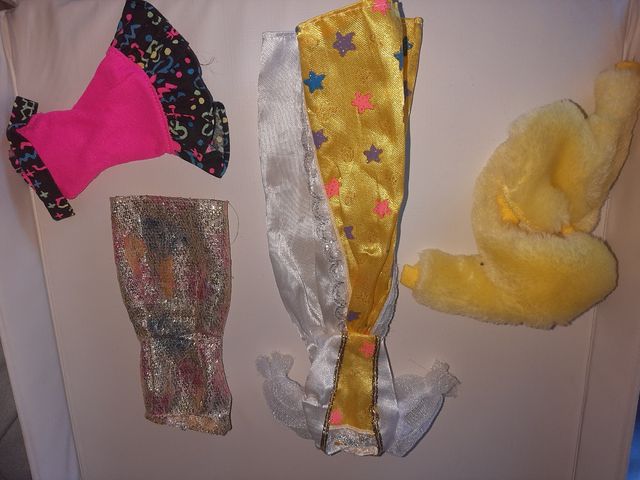 Abiti Barbie, gonne e pantaloni