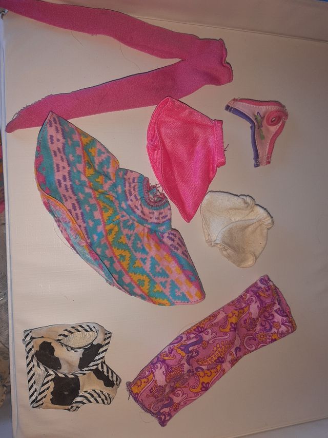 Abiti Barbie, gonne e pantaloni
