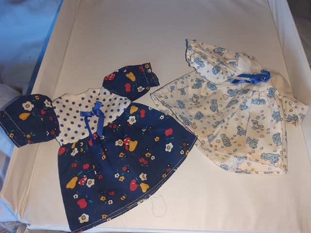 Barbie accessori e abiti vari