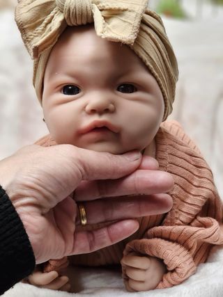 bebe reborn silicona