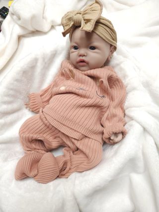 bebe reborn silicona