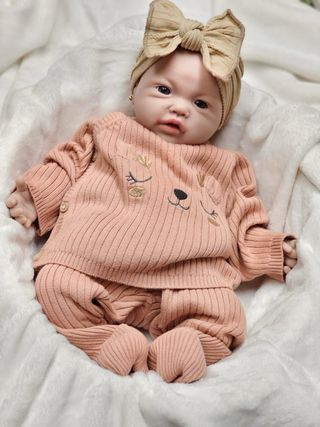 bebe reborn silicona