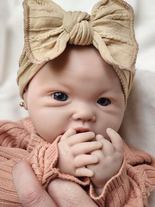 bebe reborn silicona