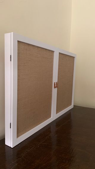 Cubrecontador de madera a medida
