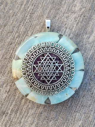Ciondolo orgonico geometria sacra