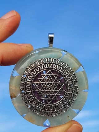 Ciondolo orgonico geometria sacra