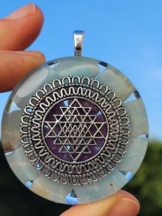 Ciondolo orgonico geometria sacra