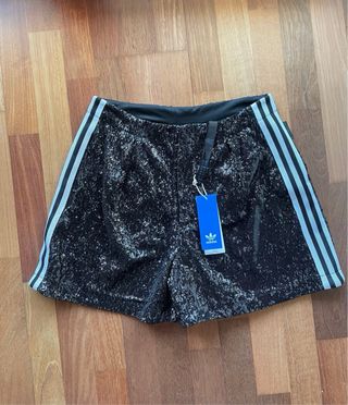 short Adidas