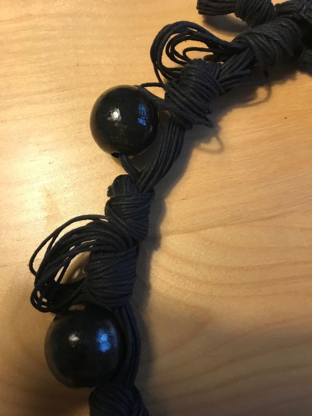 collana corda e legno