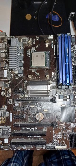 Placa base,memorias 16gb, procesador