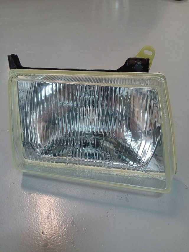 Faro Ford Escort Orion derecho