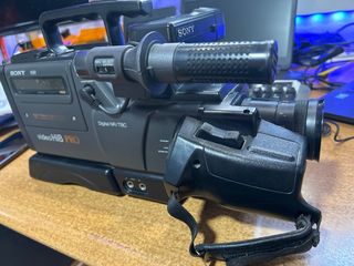 Cámara  video Sony Video Hi8 Pro