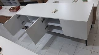 Oferta! Mueble bajo TV 3 puertas blanco
