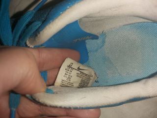 Botas fútbol sala. Nike. 36.