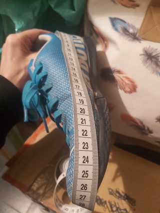 Botas fútbol sala. Nike. 36.
