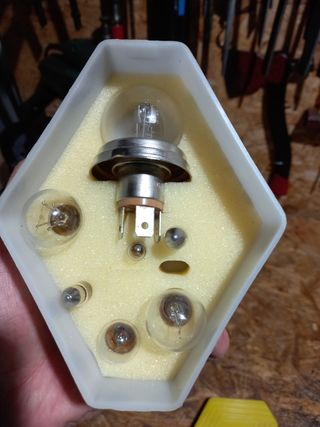 Juego Bombillas Renault antiguo