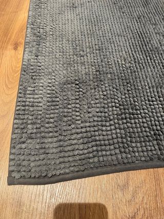 Alfombra baño gris Ikea