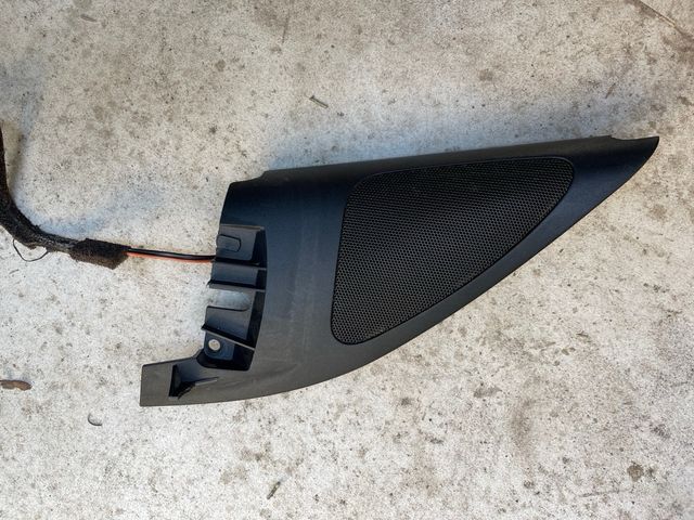 ALTAVOZ PUERTA DELATERA GOLF 4