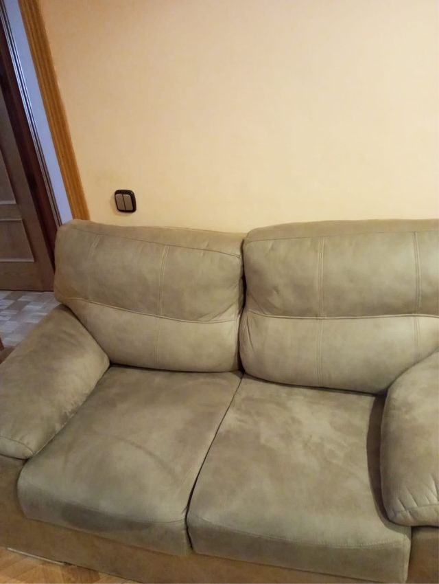 Sofas de 3 y 2 plazas