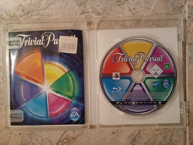 Trivial Pursuit play 3