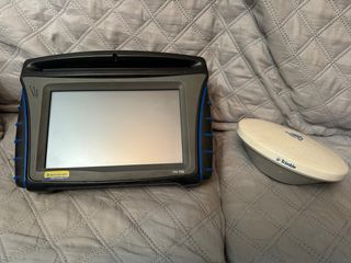 Trimble FM-750