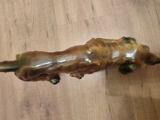 Perro de caza de cerámica