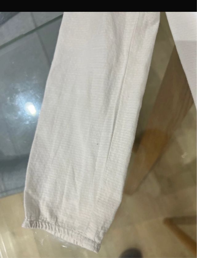 Camisa blanca con bordados niña