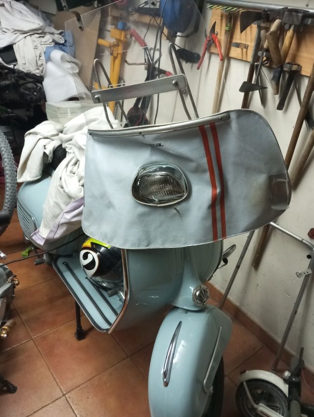 Parabrisas Vespa antiguo