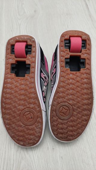 Scarpe con rotelle heelys