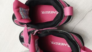 Scarpe con rotelle heelys
