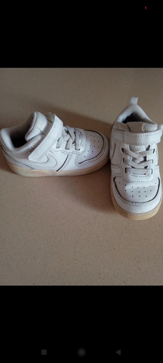 Zapatillas Nike niño número 23.5