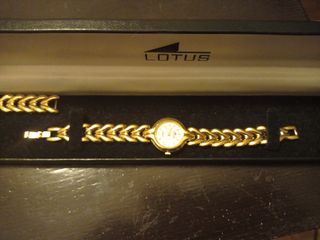 1 Reloj chapado en oro 