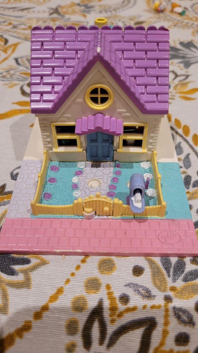 Polly pocket Cozy Cottage