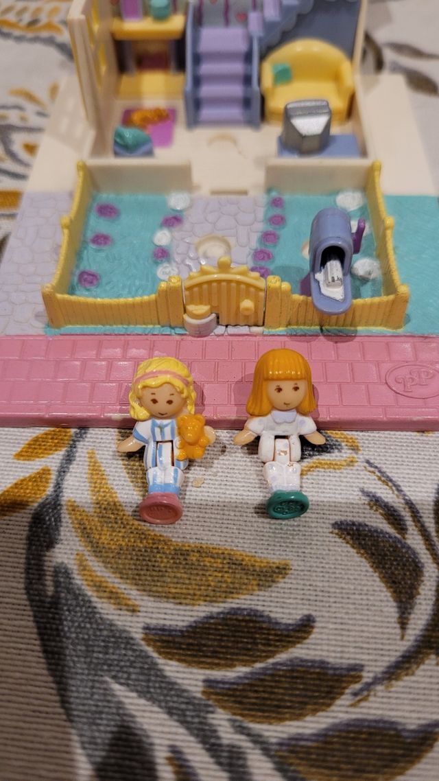 Polly pocket Cozy Cottage