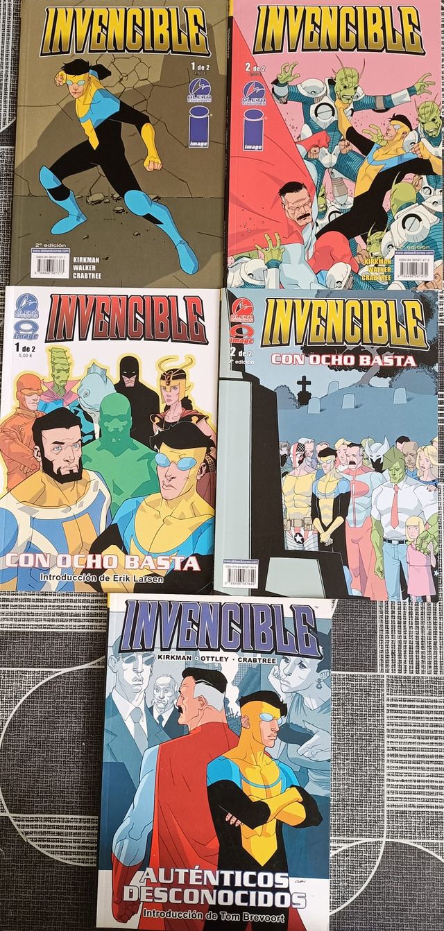 Invencible tomos 1 a 5 - Aleta Ediciones