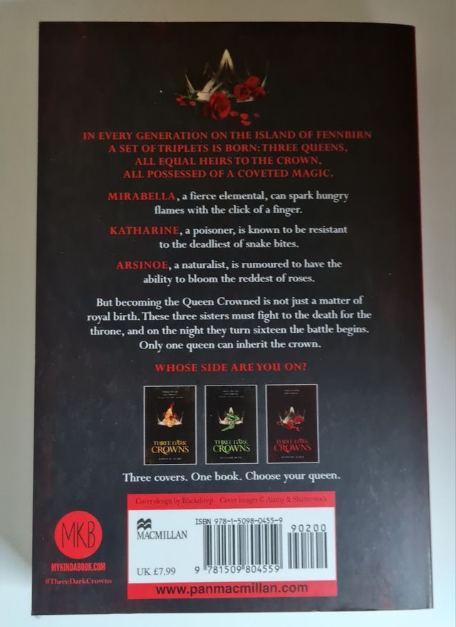 Three Dark Crowns (en inglés)