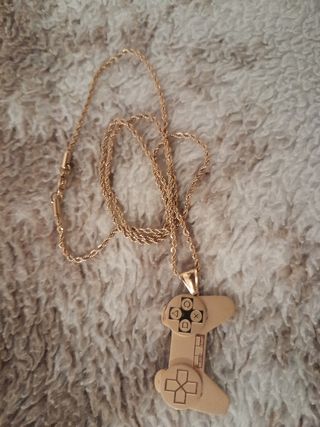 colgante mano playstation