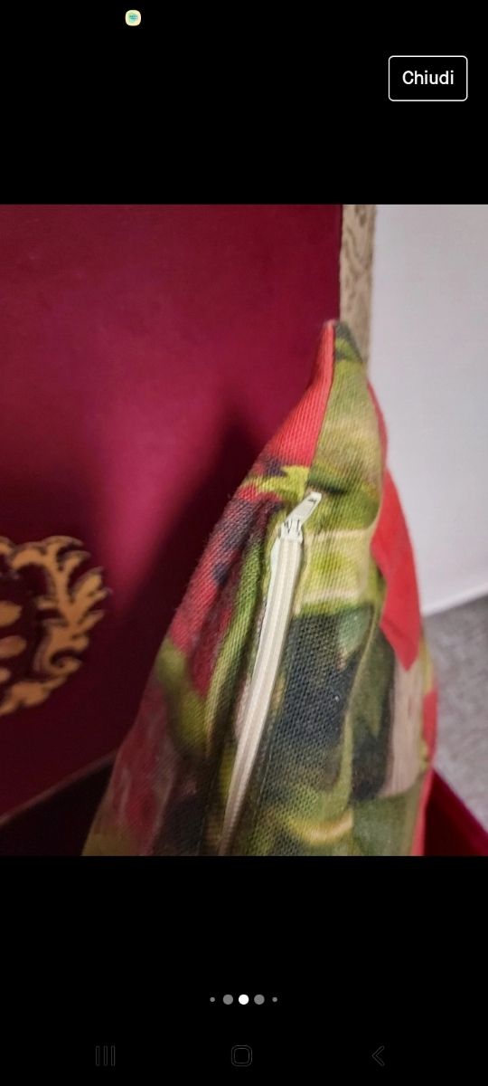 Cuscino petali tulipani rossi