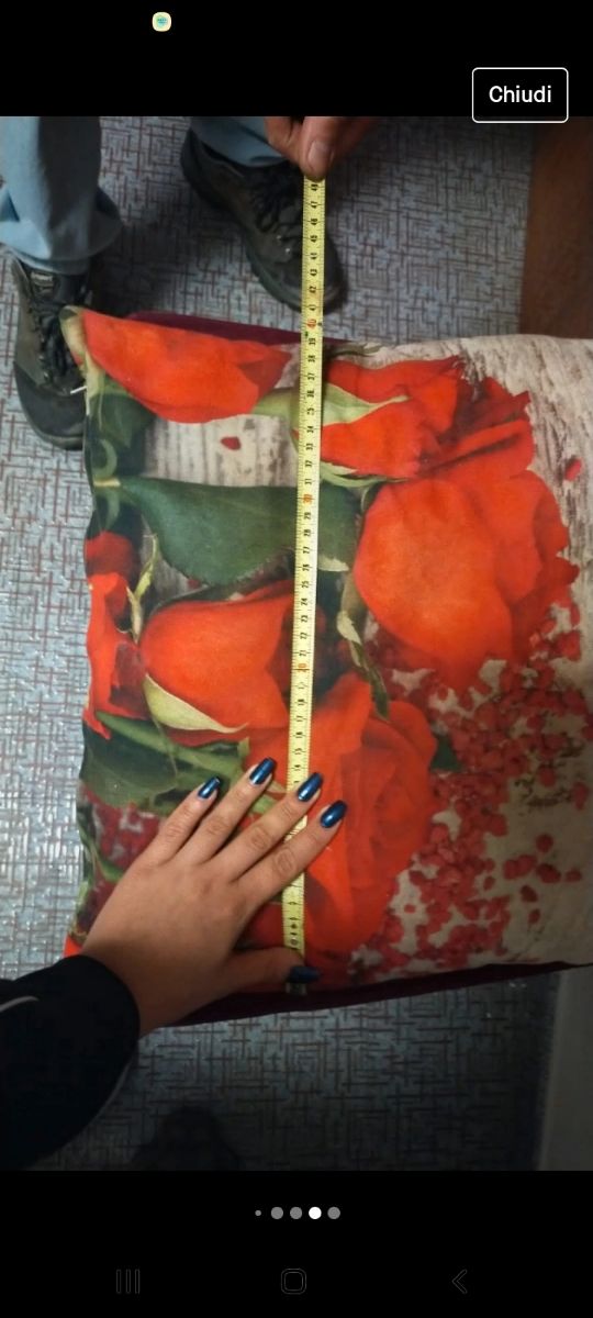 Cuscino petali tulipani rossi