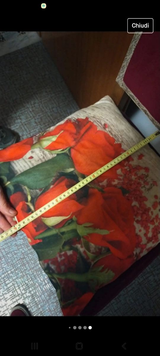 Cuscino petali tulipani rossi