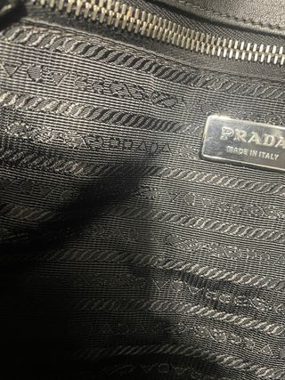 Bolso negro Prada 