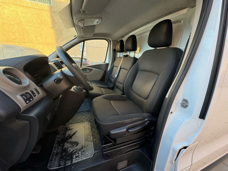 Renault Trafic 2019, foto 4
