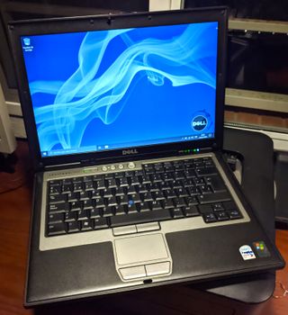 DELL LATITUDE D620 i5, PANT. 14"