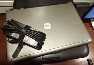 DELL LATITUDE D620 i5, PANT. 14"