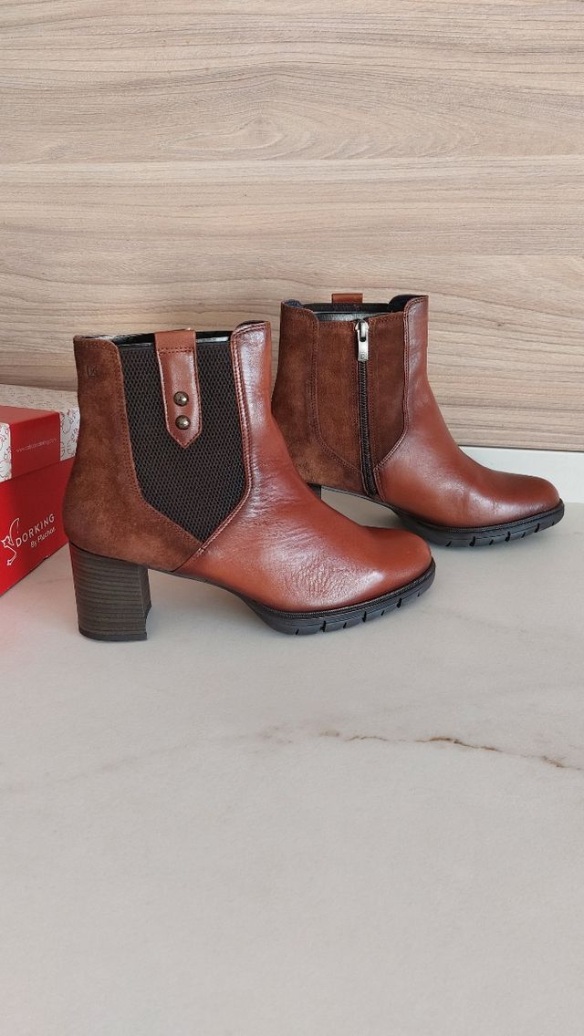 Botines de piel marrones