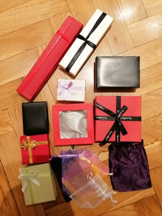 Cajas joyas, pendientes collares anillos