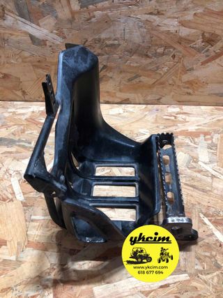 Estribera izquierda para Suzuki LTZ 400