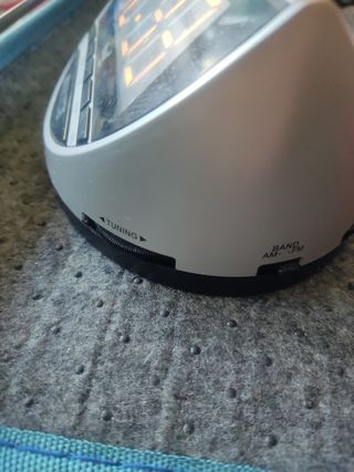 Radio reloj despertador