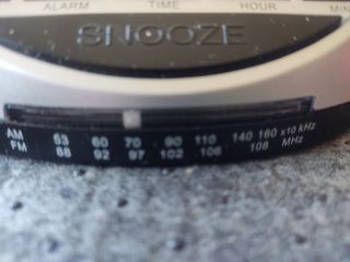 Radio reloj despertador